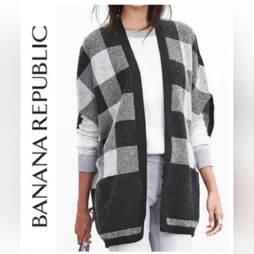 Banana Republic Sweater Cardigan Checkered Plaid